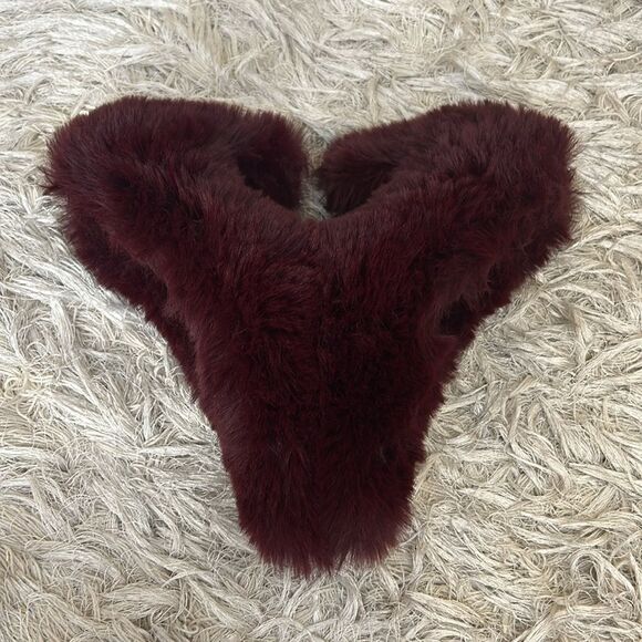 NWOB Jeffrey Campbell Fluffer Faux Fur Pointed Toe Pumps in Wine size 6 SOLD OUT - Picture 5 of 10